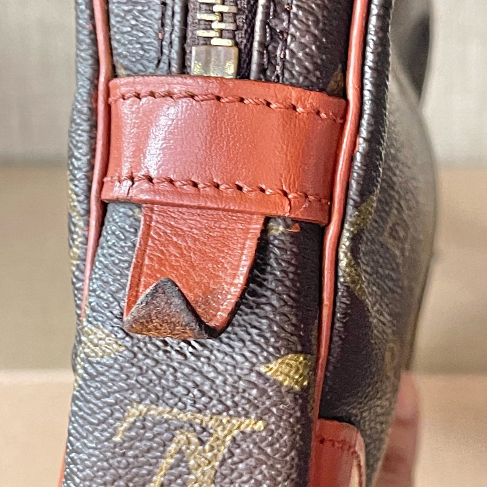 Authentic Louis Vuitton vintage wristlet pouch TH0960 (WN17) - Picture 9 of 15